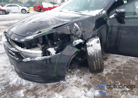 2016 Dodge Dart Sxt z USA, uszkodzony, nr VIN 1C3CDFBA2GD660283